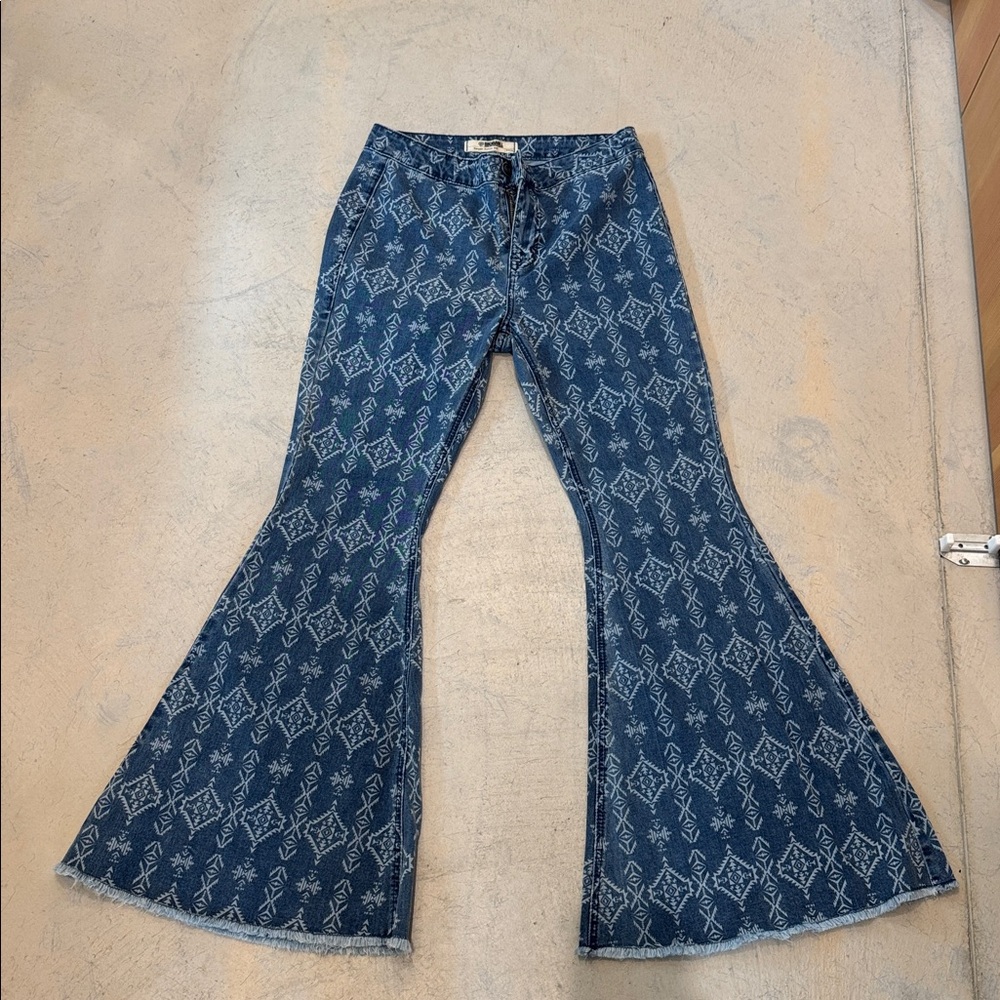 Rock&Roll Flared Denim Jeans with fun aztec print